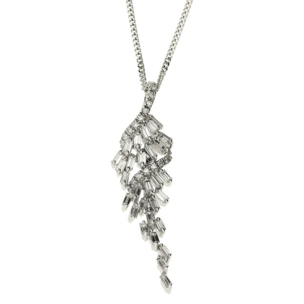 Ladies 18ct White Gold Diamond Pendant & 16" Chain - 0.75ct