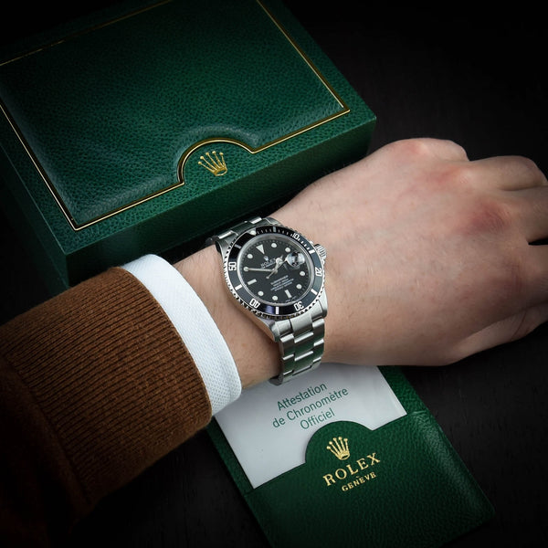 Submariner 16610 - Mens Watch - Black Dial - 2004