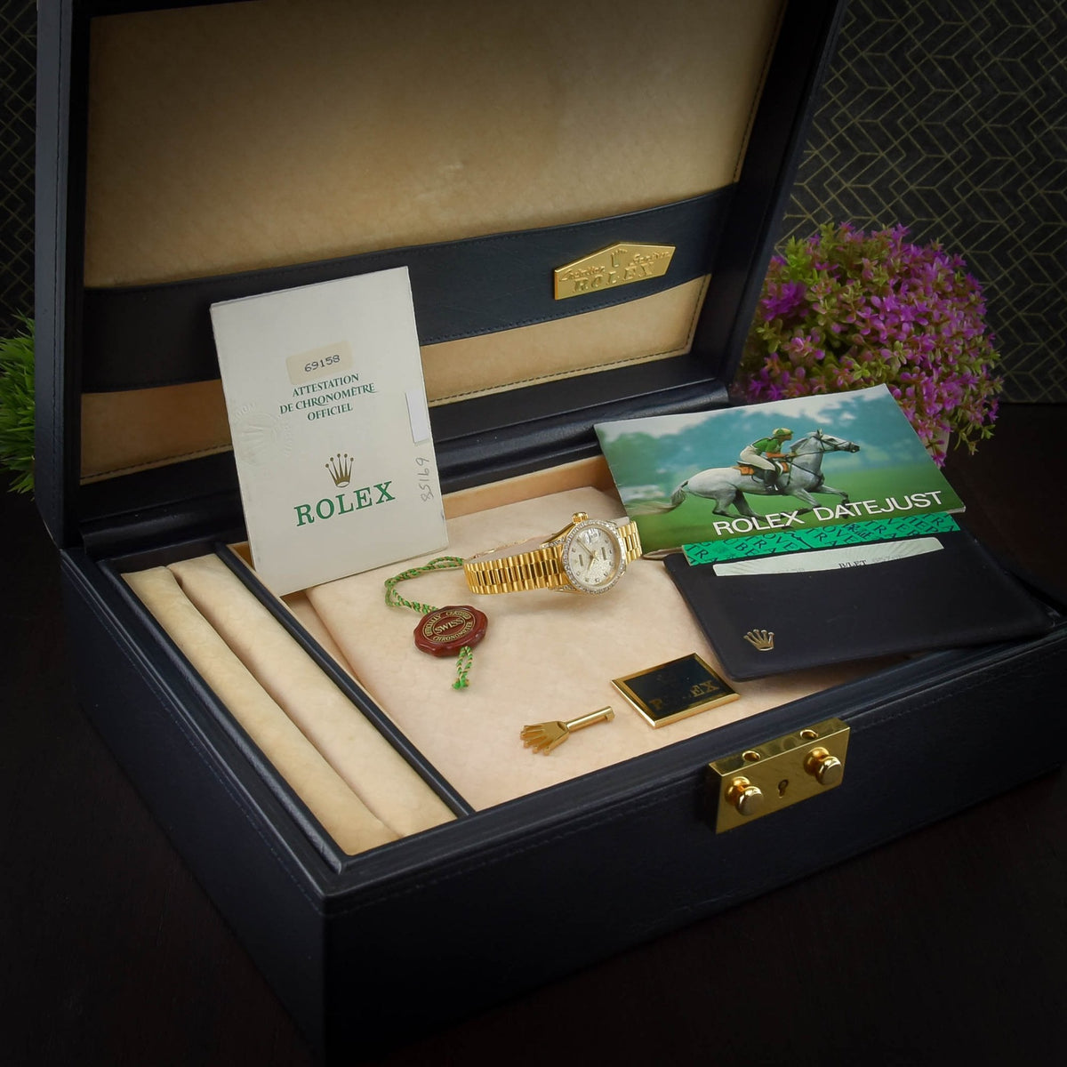 Datejust 69158 - Ladies Gold Watch - Diamond Bezel - 1989