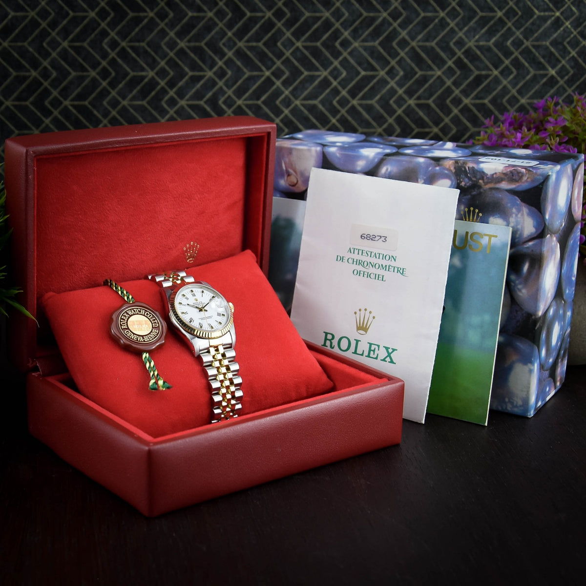 Datejust 68273 - Midsize Watch - White Dial - 1988