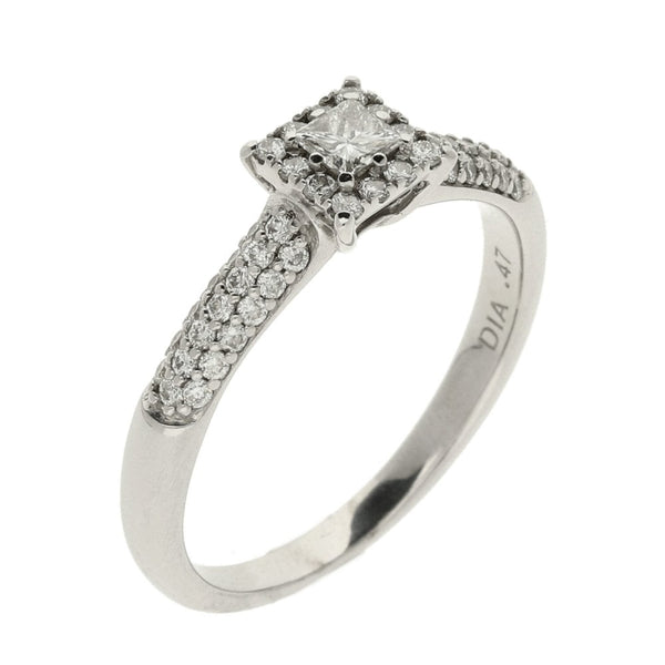 Ladies 9ct White Gold Diamond Cluster Ring - 0.47ct