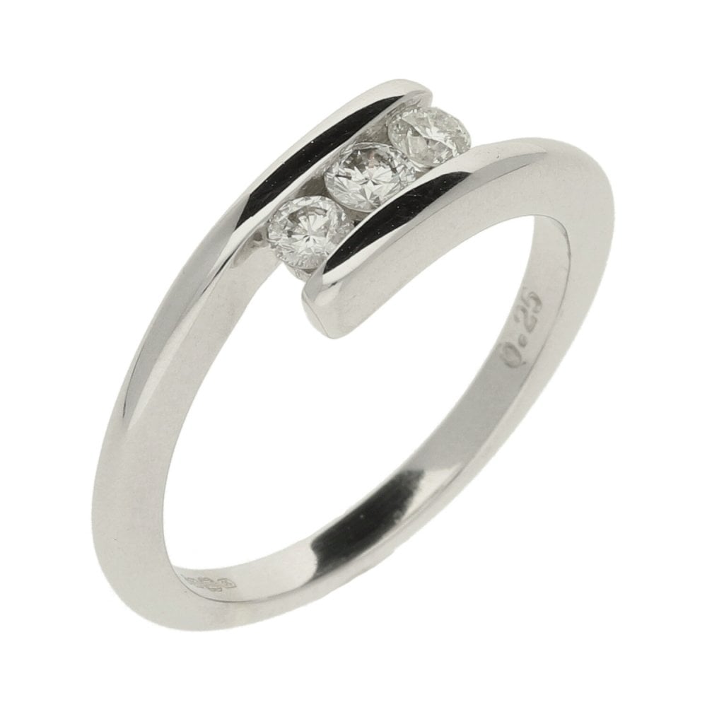 Ladies 18ct White Gold Three Stone Diamond Ring - 0.25ct