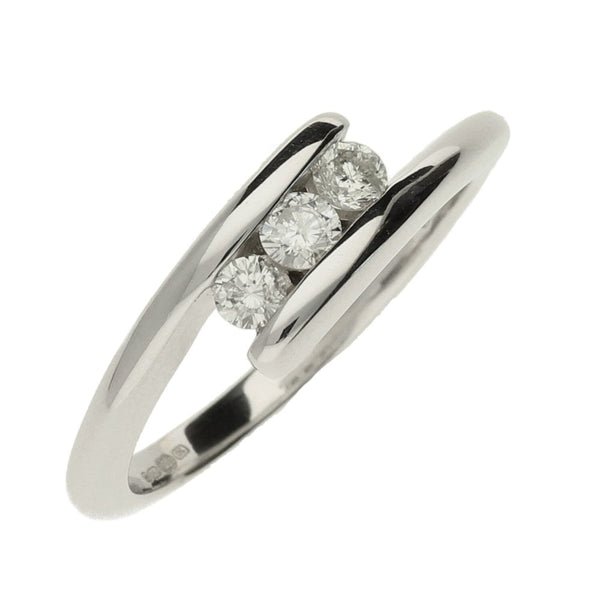 Ladies 18ct White Gold Three Stone Diamond Ring - 0.25ct