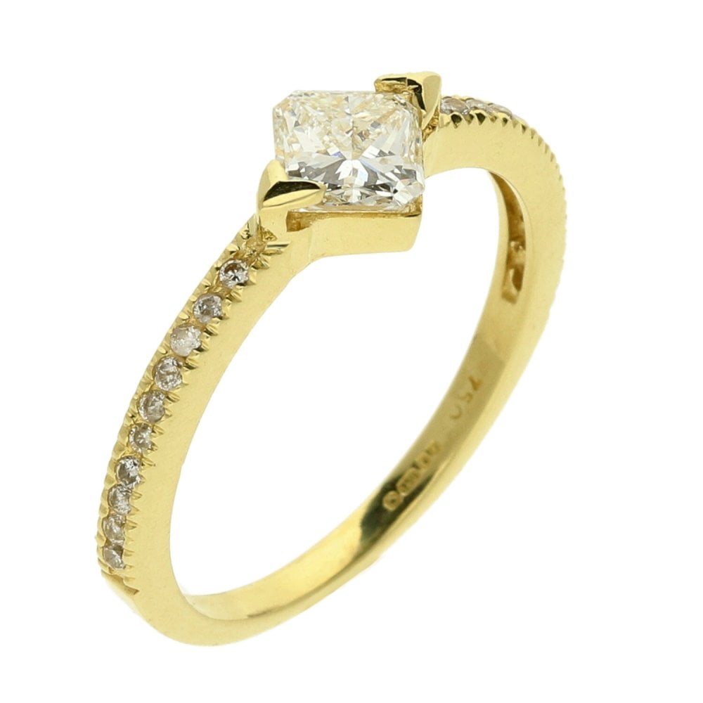 Ladies 18ct Yellow Gold Diamond Engagement Ring - 0.65ct