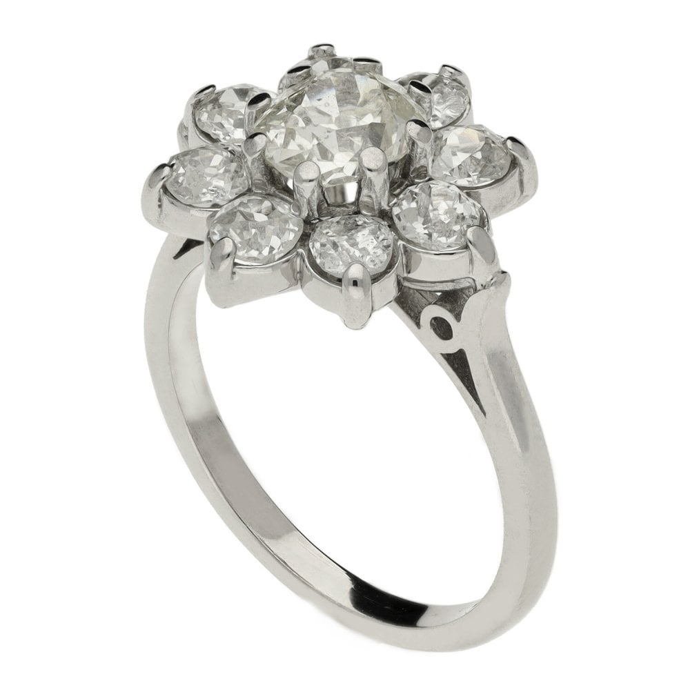 Ladies 18ct White Gold Diamond Cluster Ring - 2.26ct