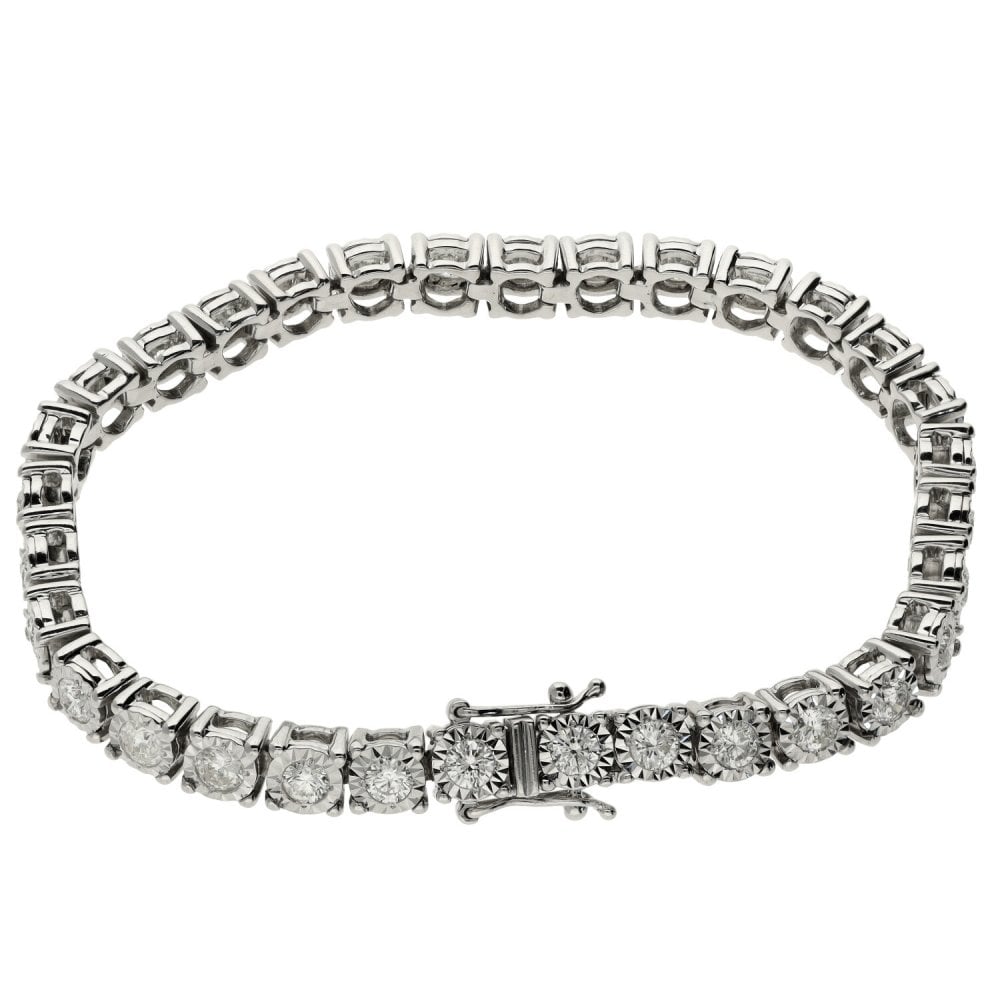 18ct White Gold Diamond Tennis Bracelet - 7" - 5.00ct