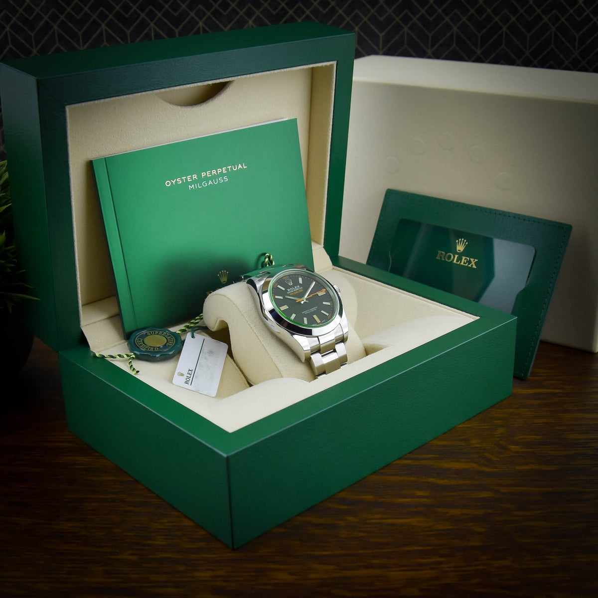 Milguass 116400GV - Mens Watch - Green Tint Glass - 2022