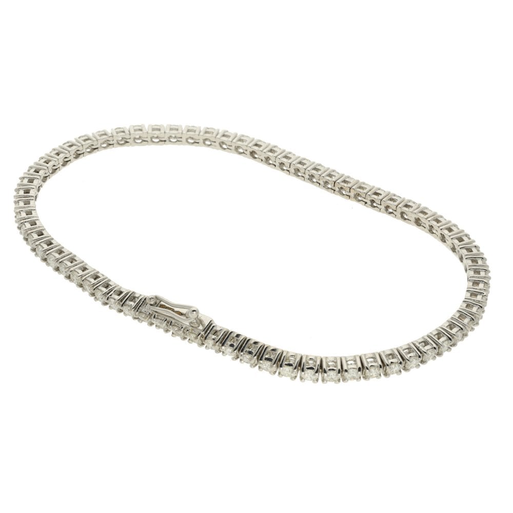 Ladies 18ct White Gold 2.57ct Diamond Tennis Bracelet