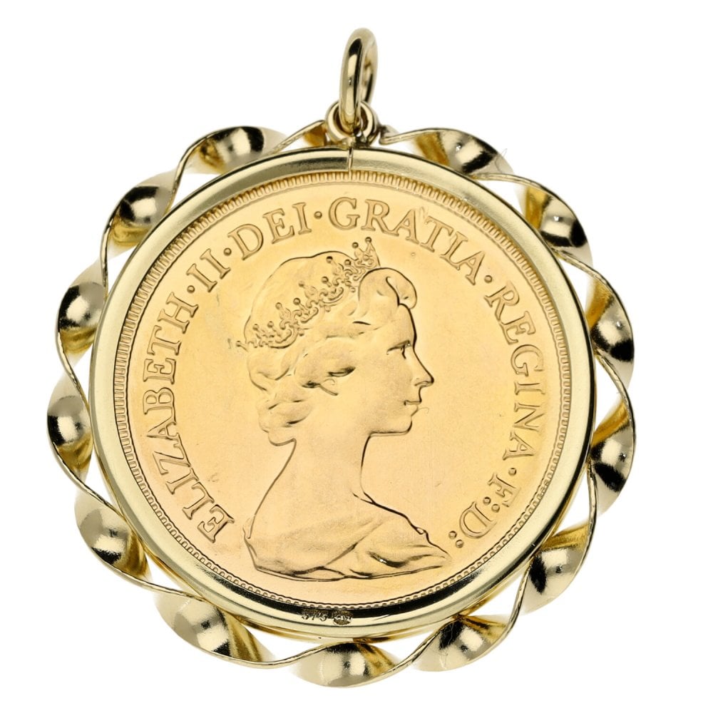 9ct Yellow Gold 1979 Full Sovereign Coin Pendant - 9.5g