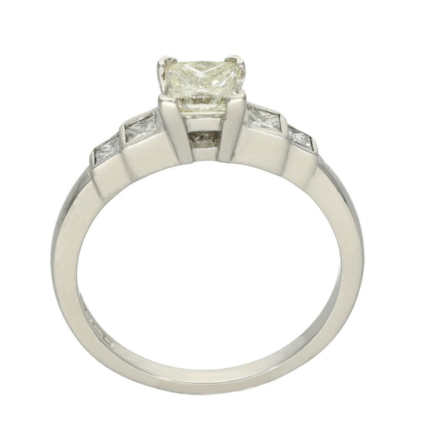 18ct White Gold Diamond Shoulders Engagement Ring - 0.94ct