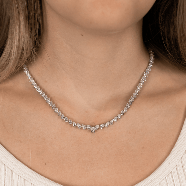 18ct White Gold Pear-Cut Diamond Necklace - 16" - 18.54ct