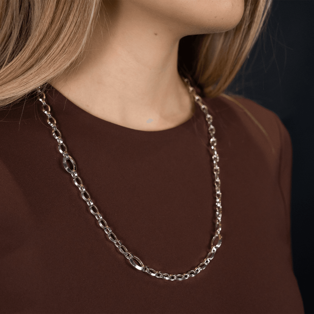 9ct White Gold 24" Fancy Oval Link Chain - 15.6g