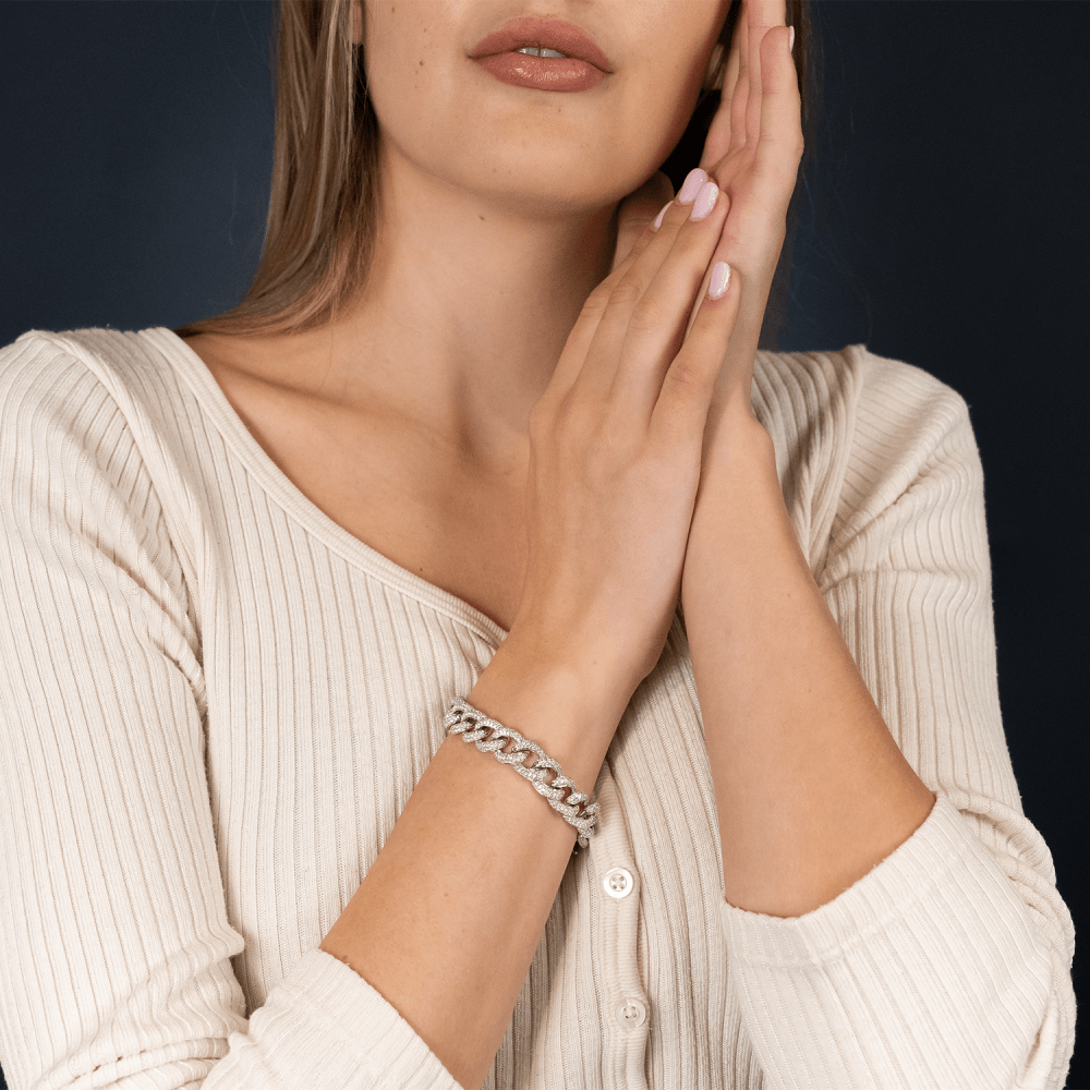 18ct White Gold Heavy 8.20ct Diamond Curb Bracelet