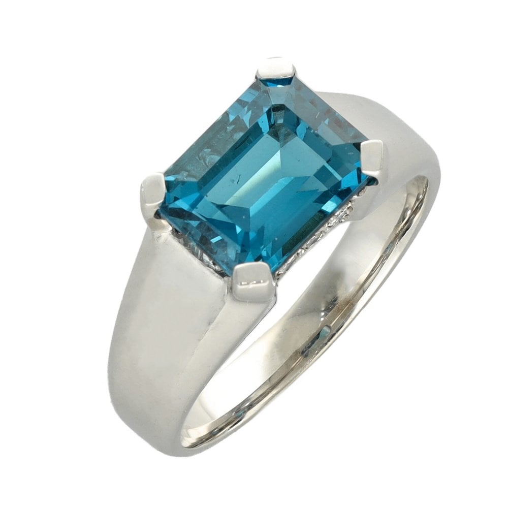 Ladies 9ct White Gold Diamond & Topaz Ring - Size L