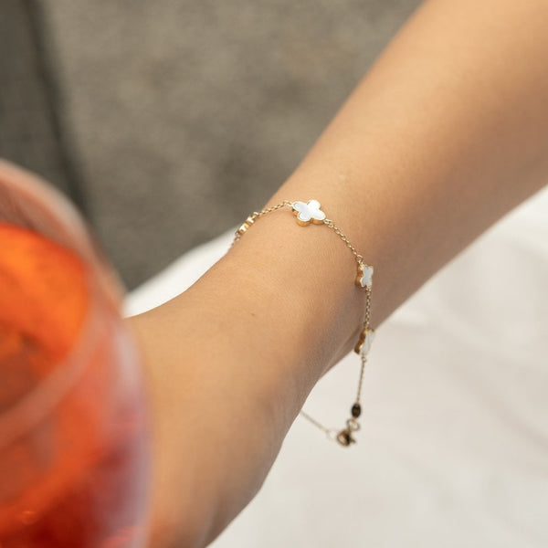 Ladies 9ct Yellow Gold Mother of Pearl Bracelet - 7.5"