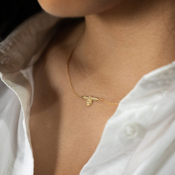 9ct Yellow Gold Bee Pendant & Trace Necklace - 16" - 1.6g