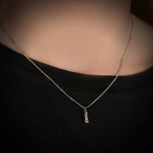 9ct White Gold Diamond Pendant & Chain - 16" - 0.15ct