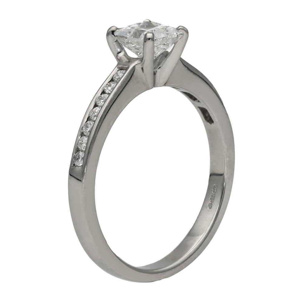 Ladies 18ct White Gold 0.84ct Certified Diamond Engagement Ring
