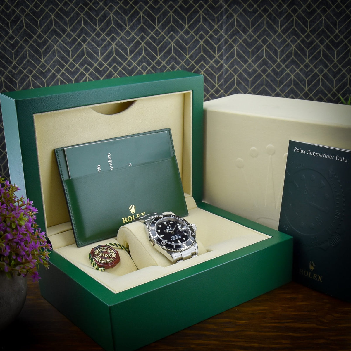 Submariner 16610 - Gents Watch - Black Dial - 2008