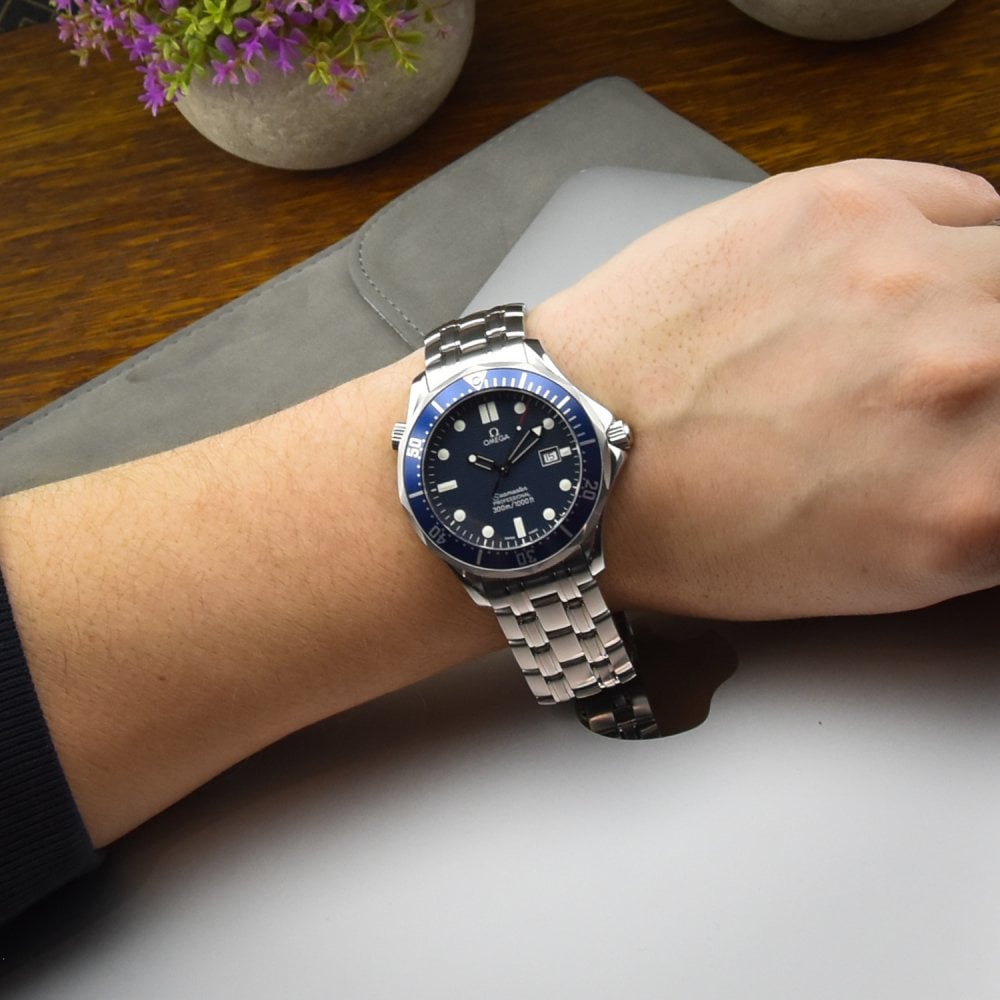 Seamaster 2541.80.00 - Gents Quartz Watch - Blue Dial - 2003