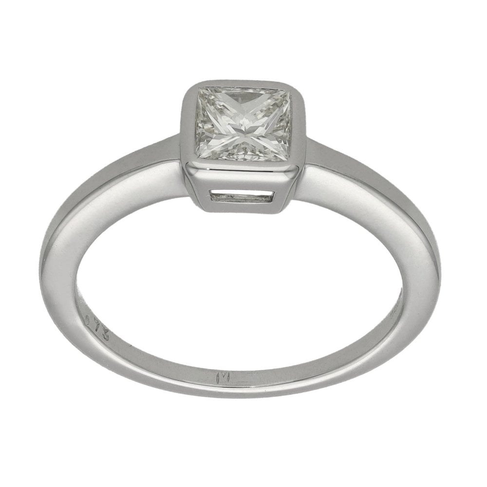 Ladies 18ct White Gold Princess Cut Diamond Solitaire Ring