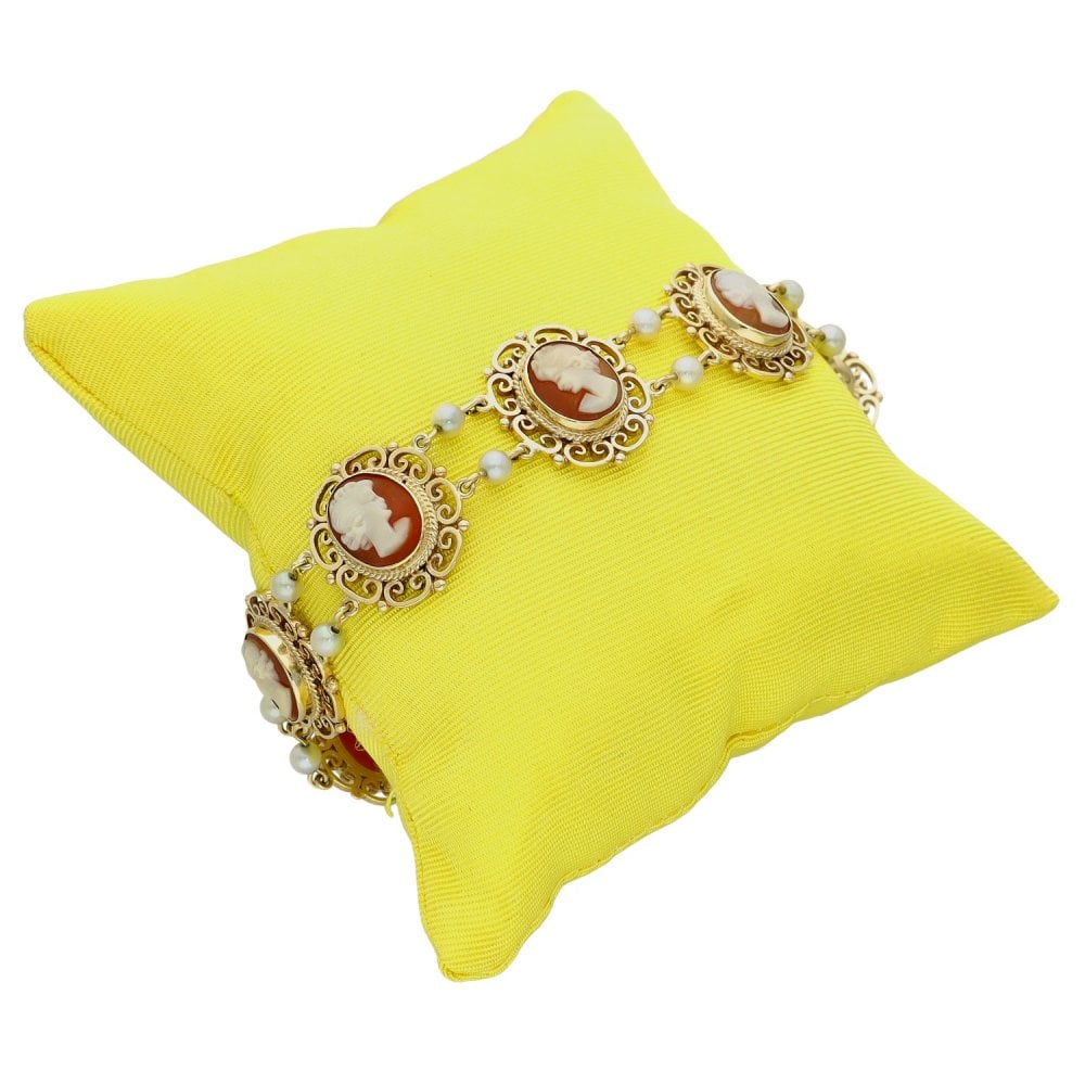 Ladies 9ct Yellow Gold Cameo Bracelet - 26.2g
