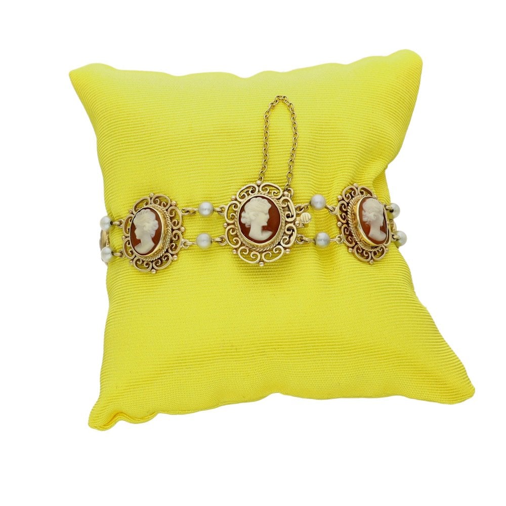 Ladies 9ct Yellow Gold Cameo Bracelet - 26.2g