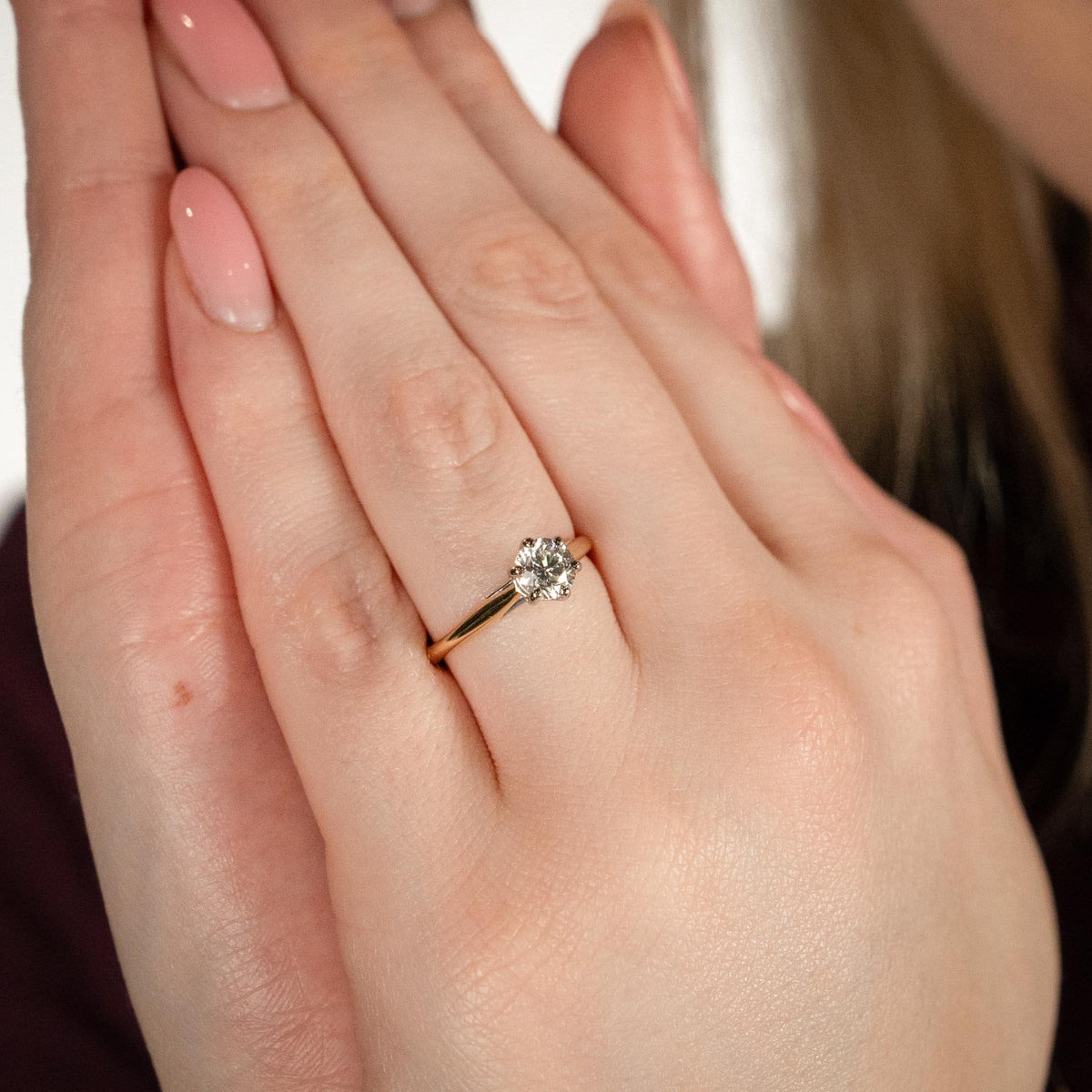 18ct Yellow Gold Certified Diamond Engagement Ring - 0.91ct