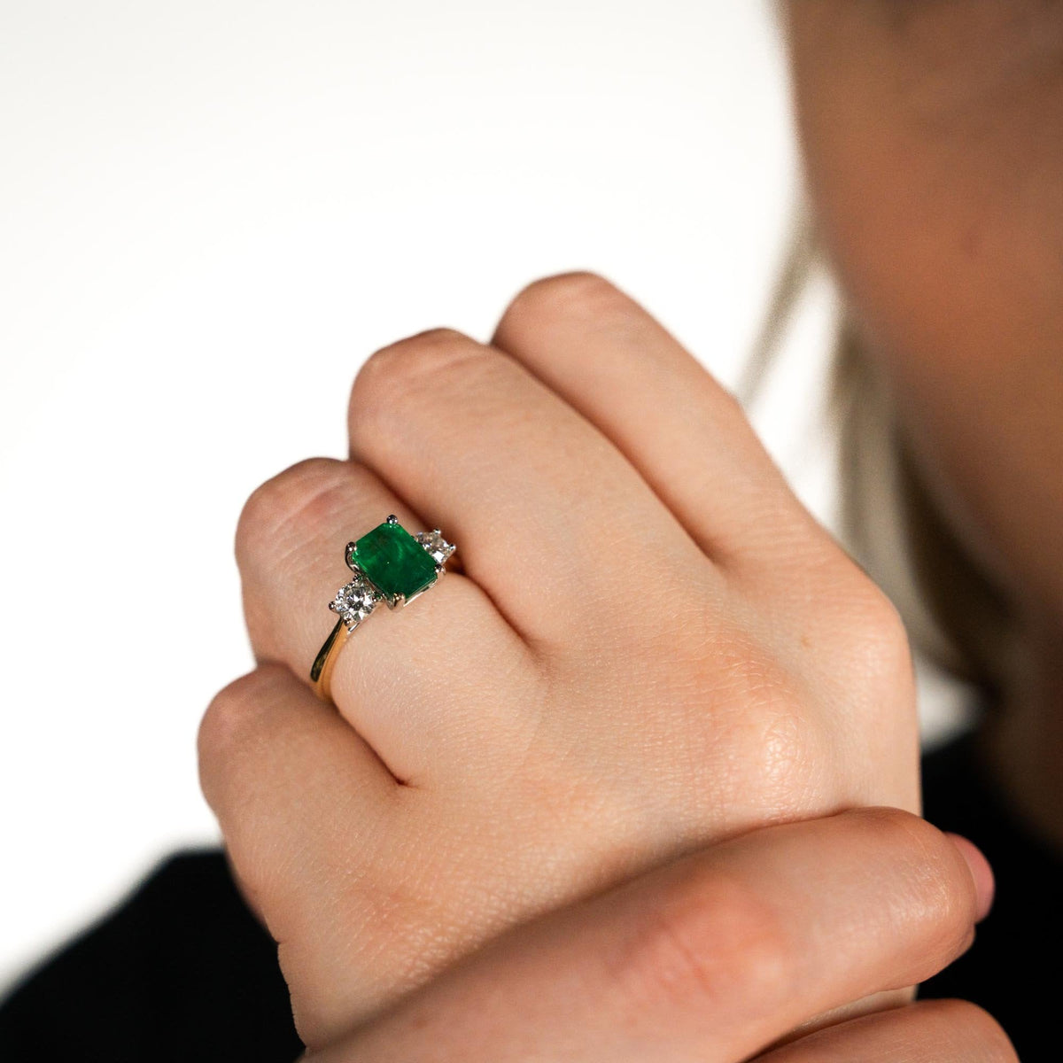 18ct Yellow Gold Emerald & Diamond Trilogy Ring - Size L -1.70ct