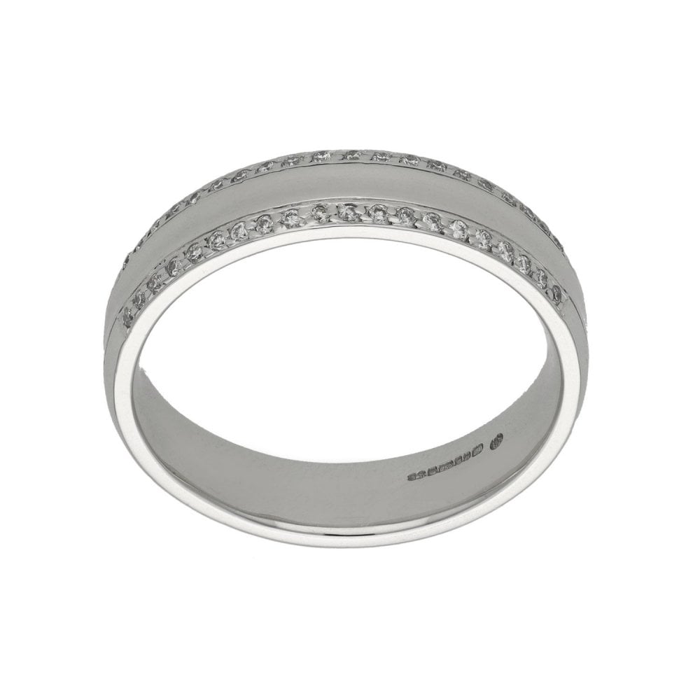 18ct White Gold Diamond Set Band Ring - Size Z