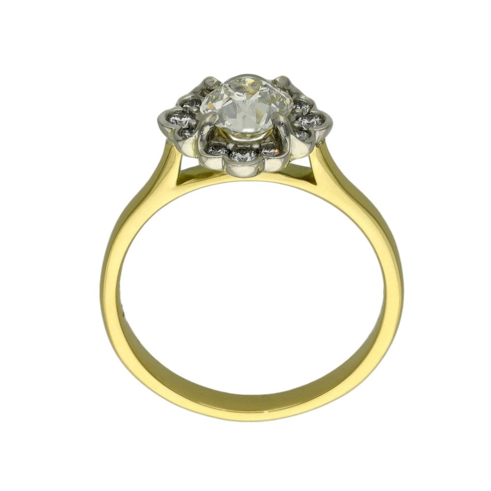 18ct Yellow Gold Certified Diamond Cluster Ring - 1.02ct