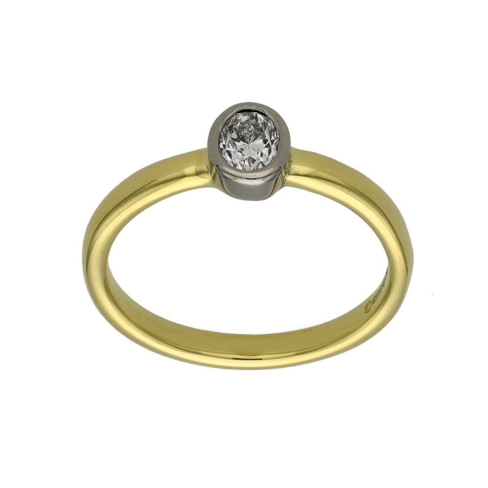 Ladies 18ct Yellow Gold Oval Diamond Ring - Size M - 0.33ct