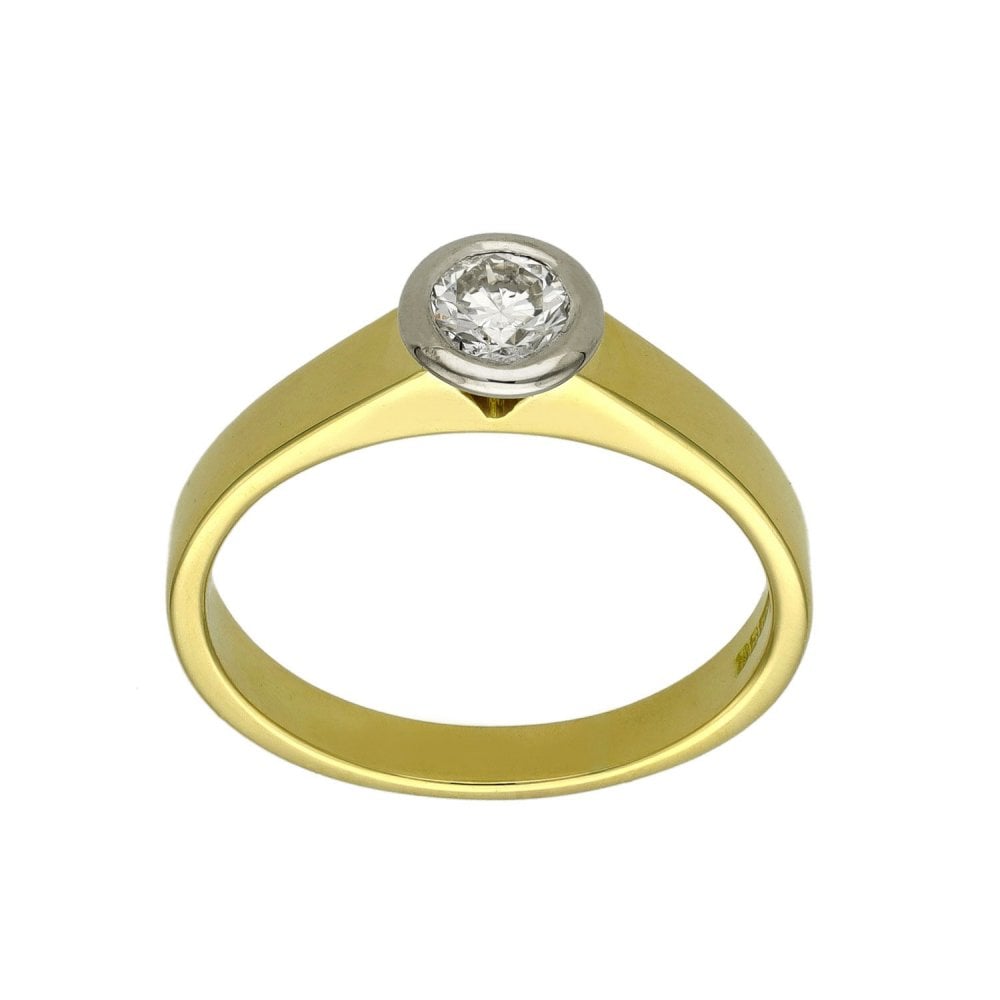 Ladies 18ct Yellow Gold Diamond Solitaire Engagement Ring