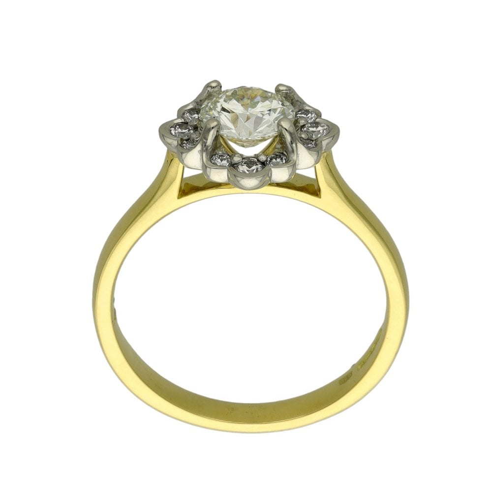 Ladies 18ct Yellow Gold Certified Diamond Cluster Ring - 0.94ct