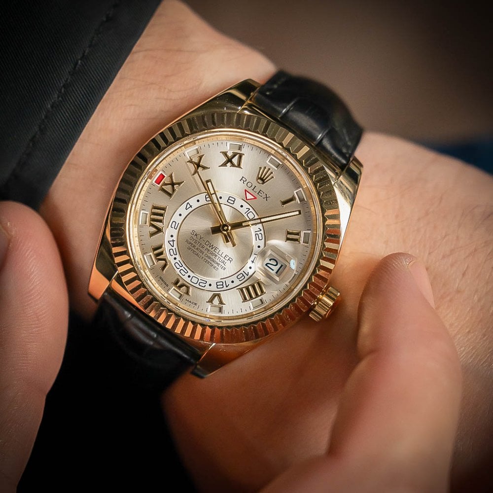 Sky-Dweller 326138 - Gents Gold Watch - Silver Dial - 2017