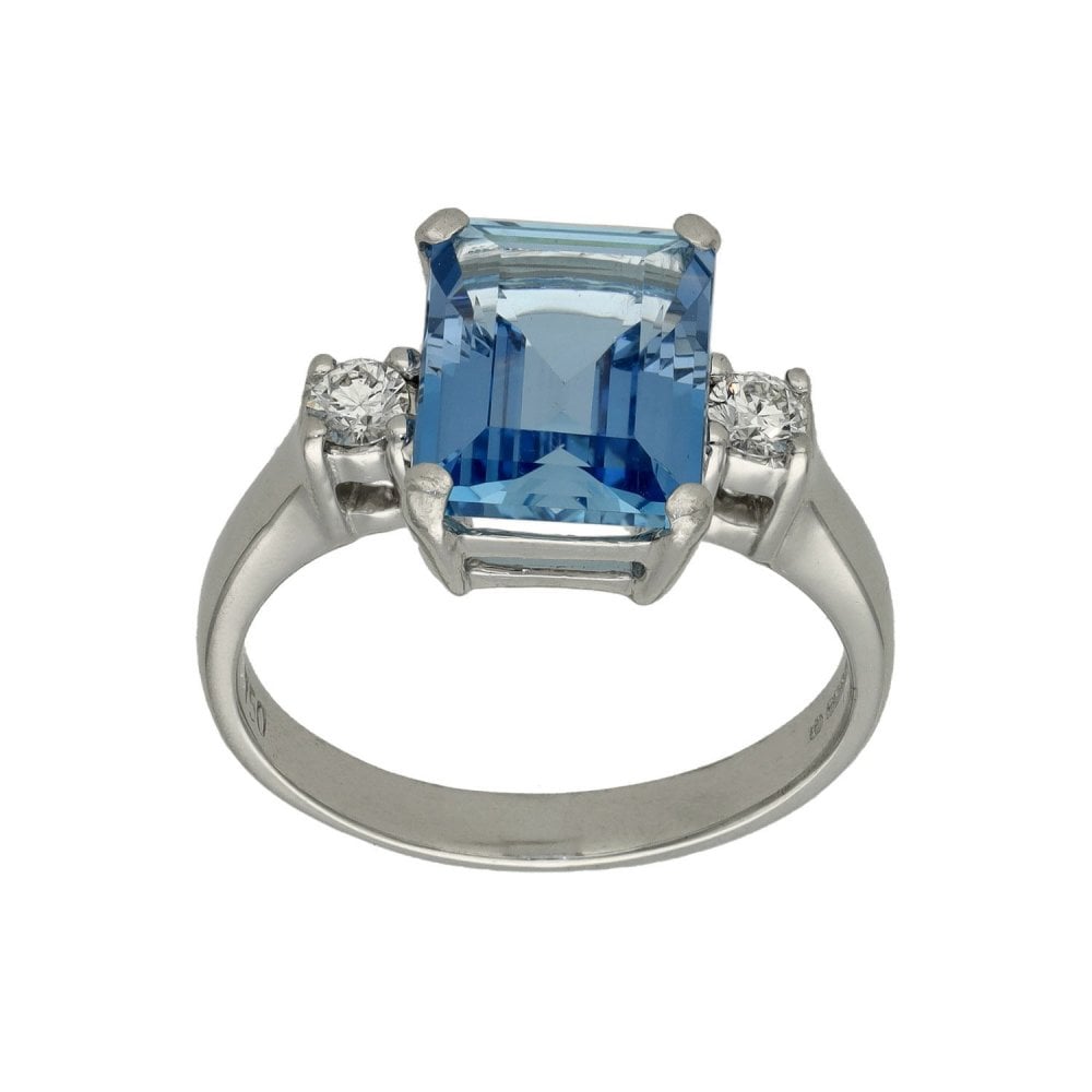 Ladies 18ct White Gold Aquamarine & Diamond Ring - Size Q