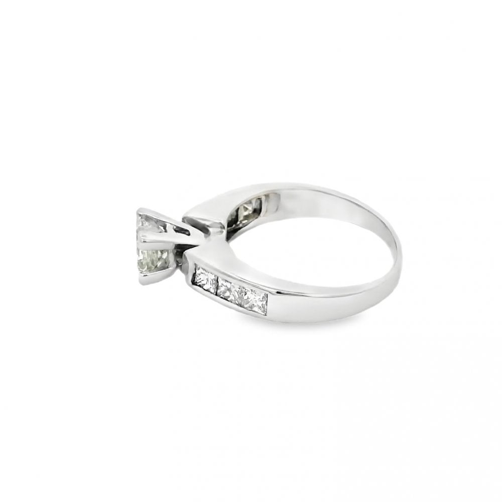 Ladies 18ct White Gold Diamond Engagement Ring - 1.00ct