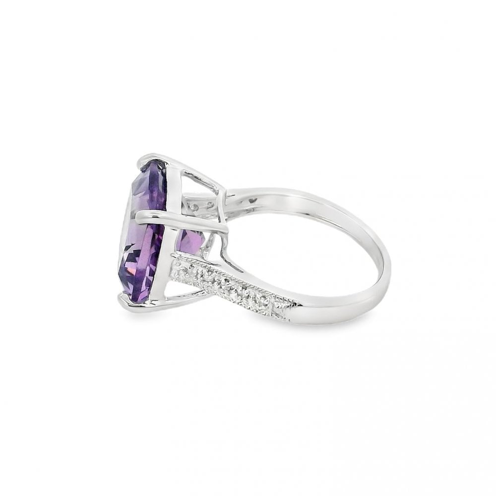 9ct White Gold Amethyst & Diamond Dress Ring - Size N - 7.55ct