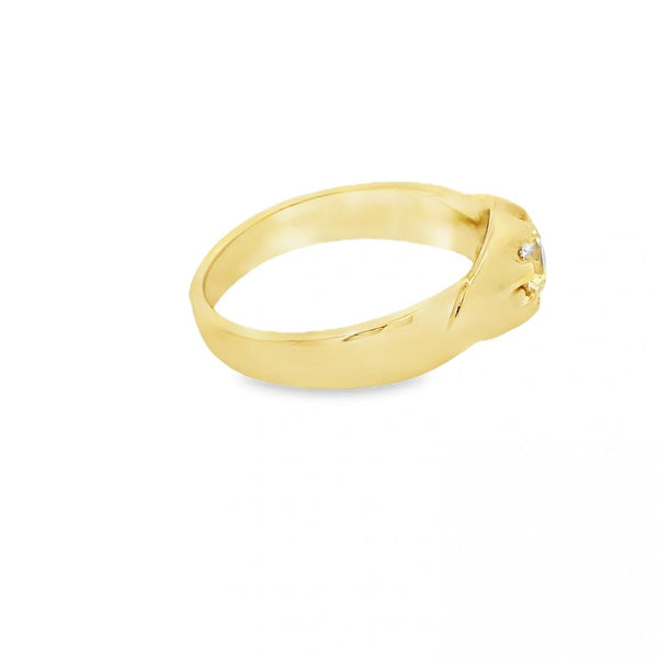 18ct Yellow Gold Diamond Solitaire Ring - Size R - 0.93ct