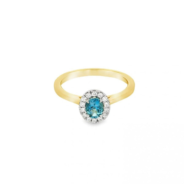 18ct Yellow Gold Aquamarine & Diamond Cluster Ring - 0.14ct