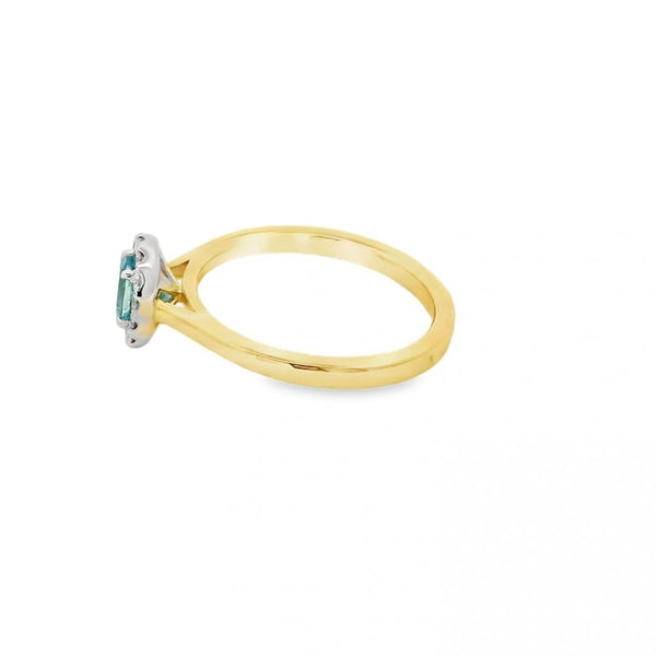 18ct Yellow Gold Aquamarine & Diamond Cluster Ring - 0.14ct