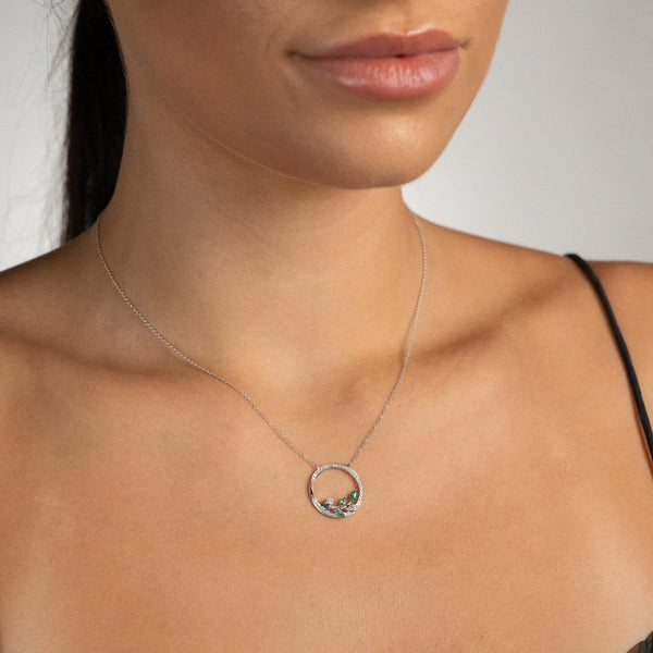 9ct White Gold Emerald & Diamond Leaf Pendant & Necklace - 17"
