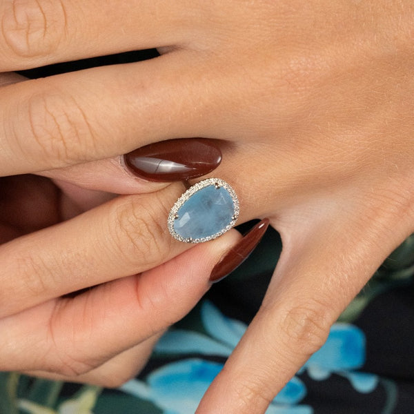 Ladies 18ct White Gold Opaque Aqua And Diamond Ring
