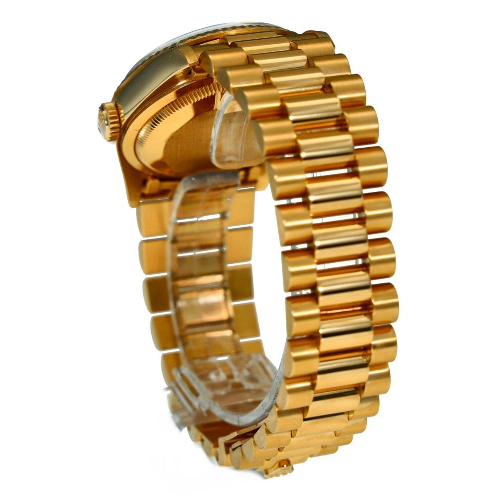 Day-Date 18238 - Champagne Diamond Dial - 1992