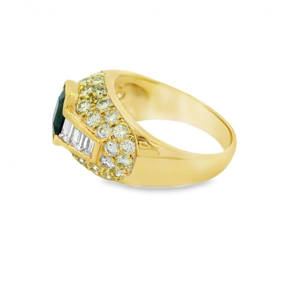 18ct Yellow Gold Sapphire & Diamond Dress Ring - Size T - 2.46ct