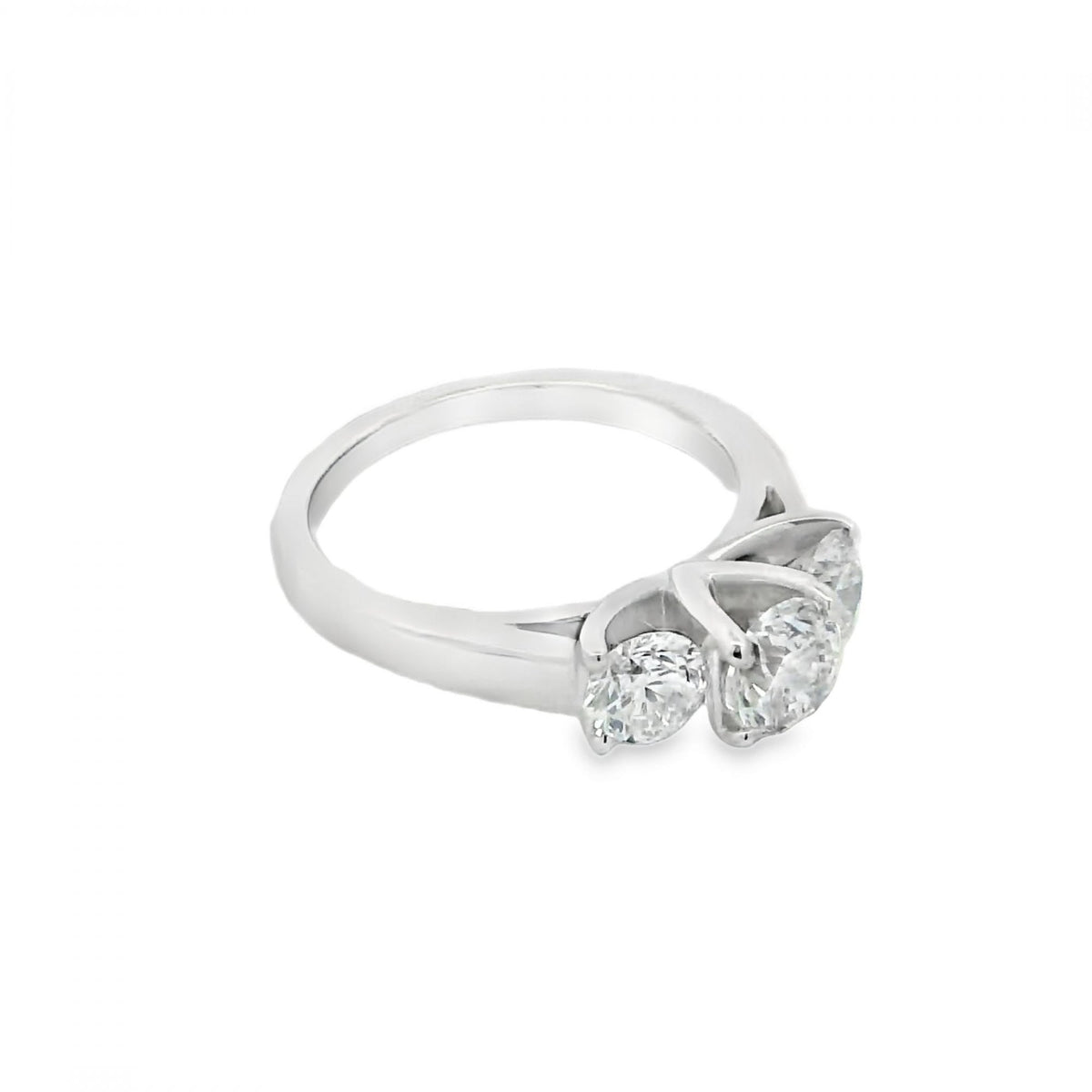 Ladies 14ct White Gold Diamond Trilogy Ring - 1.52ct