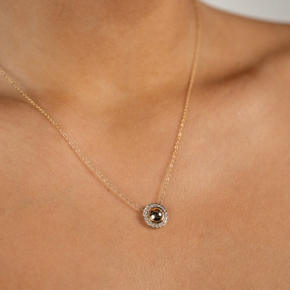 9ct Yellow Gold Diamond Pendant & Trace Necklace - 18" - 2.9g