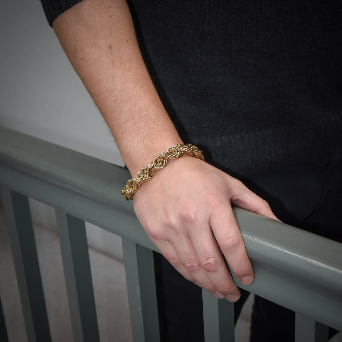 9ct Gents Yellow Gold Solid Rope Bracelet -126.1g - 9.5"