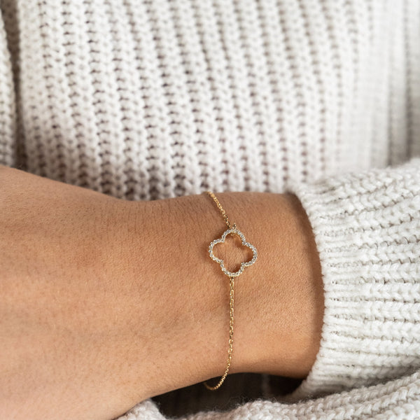 9ct Yellow Gold Diamond Open Clover Bracelet - 7.5" - 0.18ct