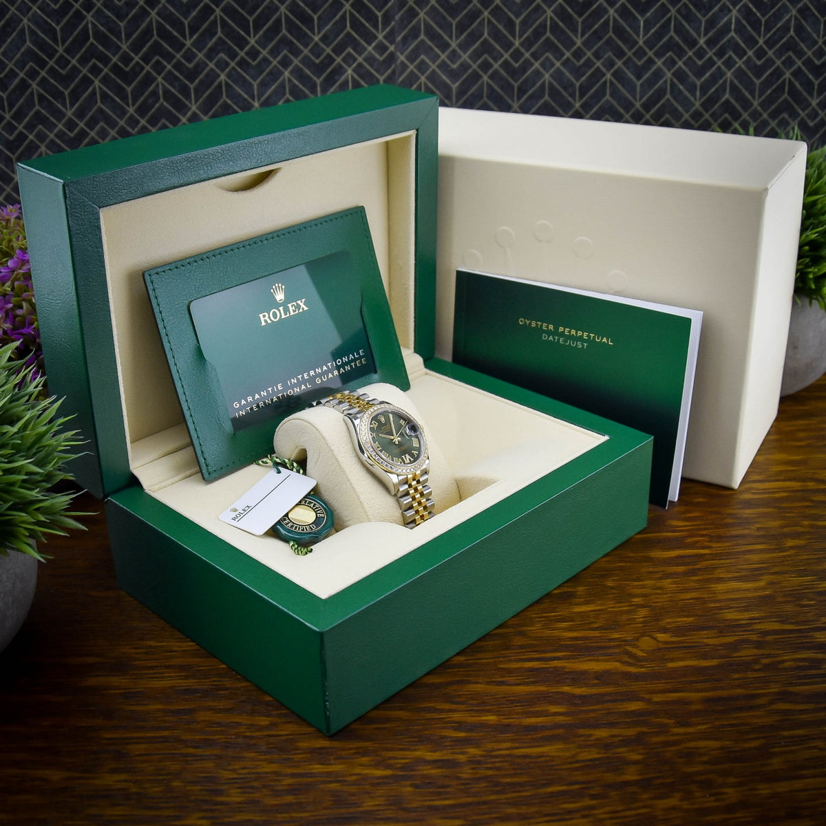 Datejust 31 278383RBR - Green Diamond Dial & Bezel